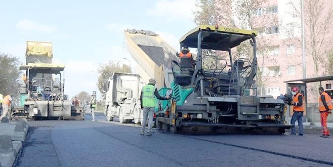 ÇAĞLAYAN SOKAK ASFALTLANIYOR